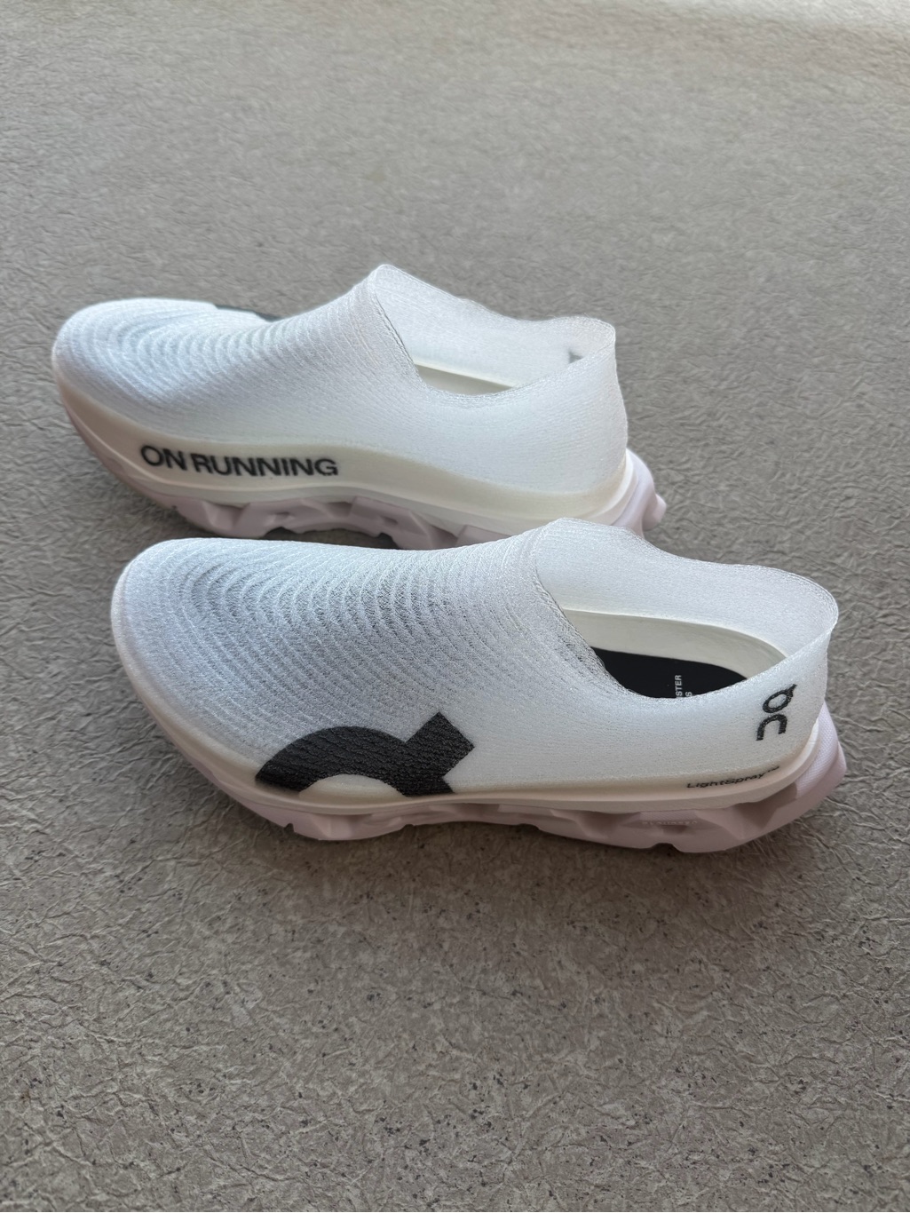 On Cloud Lightspray Hyper - Men’s Size 9 Nwob